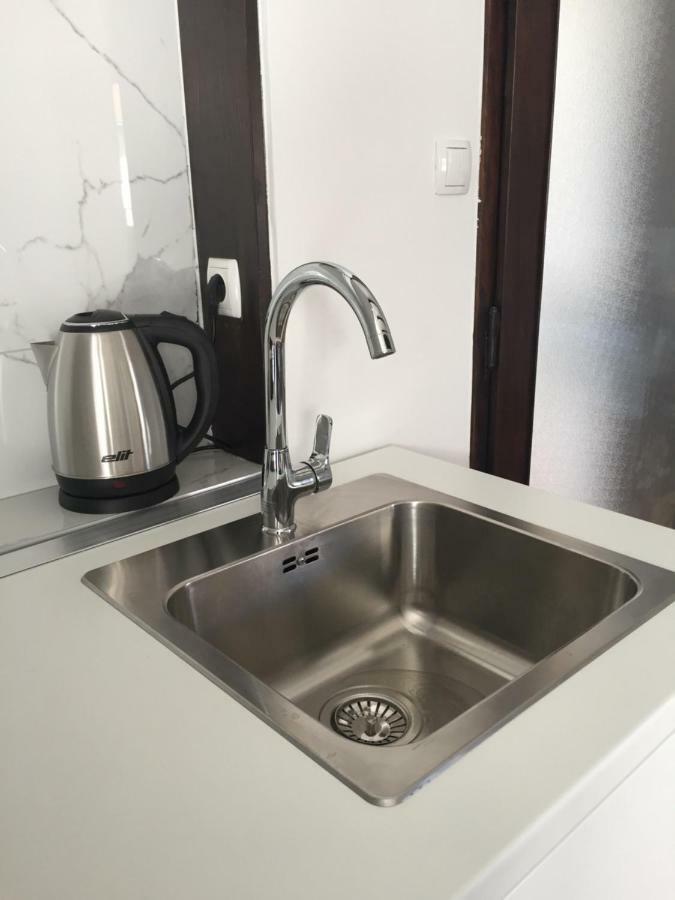 Apartman Studio Sonas 3 With Free Private Parking Karlovac Zewnętrze zdjęcie
